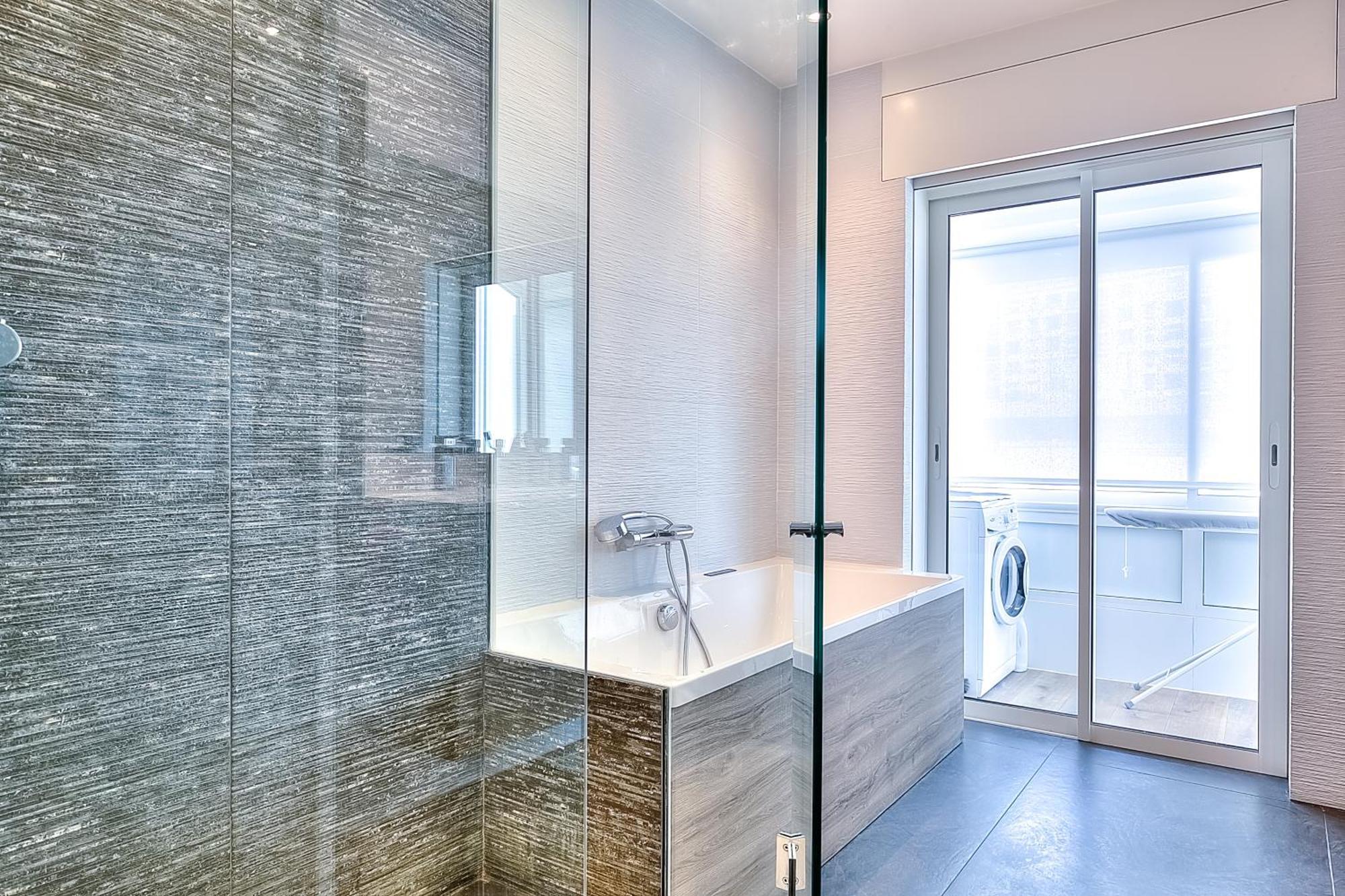 Apartamento Le Florentina, Dernier Etage Avec Terrasse, Vue Sur La Baie Des Anges Niza Exterior foto